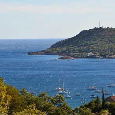 Aurelie, Vue Mer, Cote D'azure Saint-Raphael (Var)